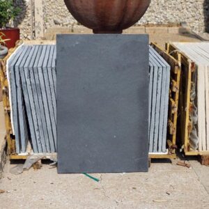 ANTIQUE BLACK LIMESTONE NATURAL STONE PAVERS PAVER – 24″ X 36″
